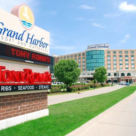 Grand Harbor Resort Dubuque Extérieur photo